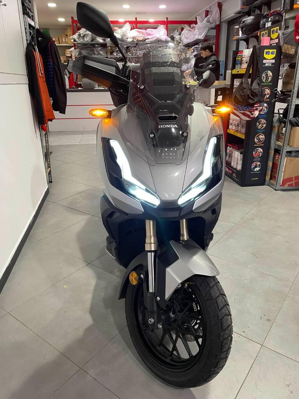 Honda ADV 350 (2022 - 24) (3)