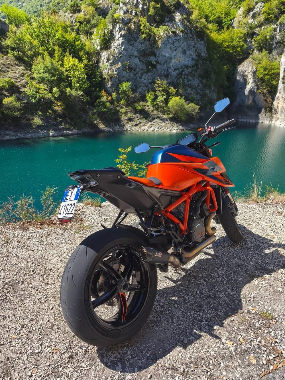 KTM 1290 Super Duke R (2021) (3)