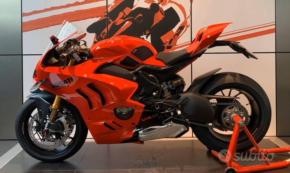 Ducati Panigale V4 S (2022 - 24) (2)