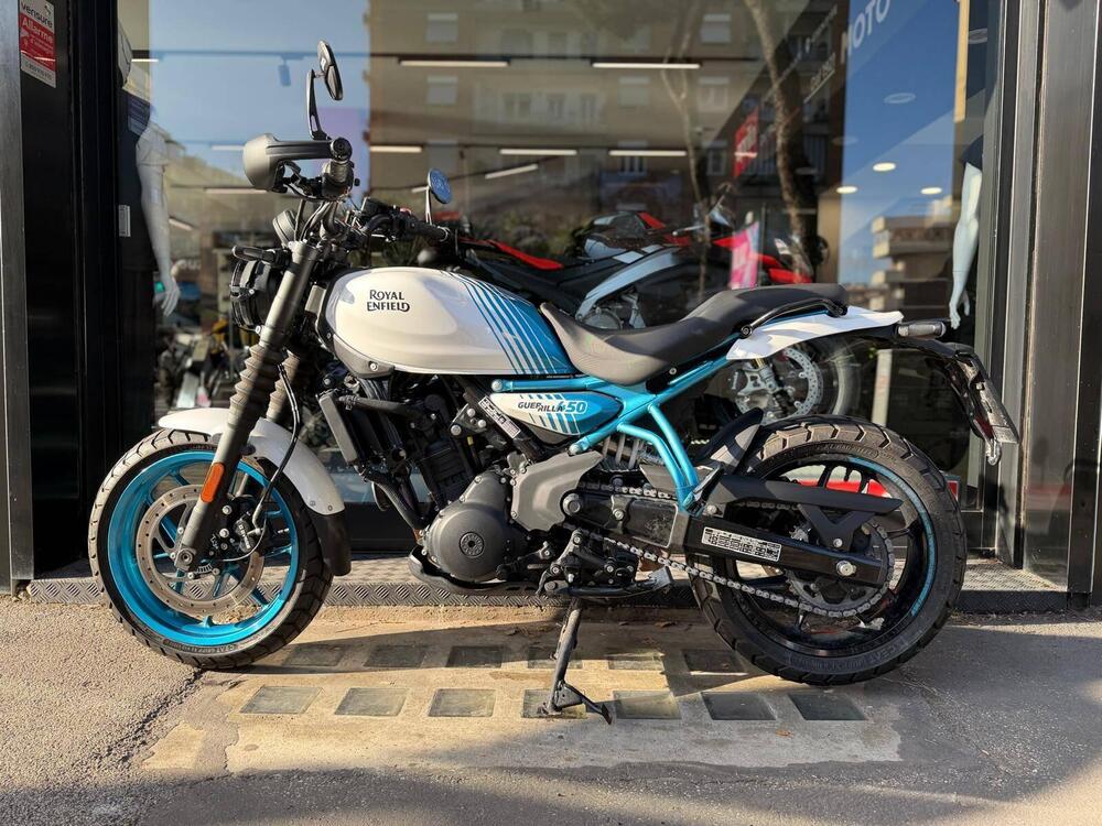 Royal Enfield Guerrilla 450 (2024 - 26) (5)