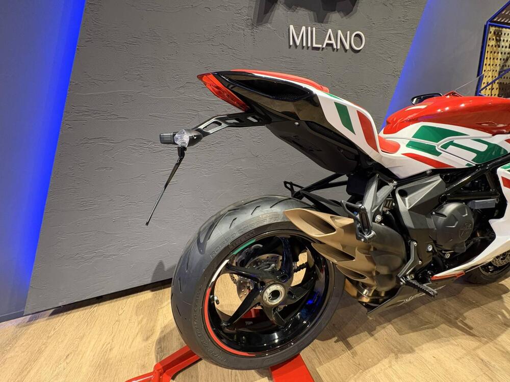 MV Agusta F3 800 RC (2022 - 25) (5)