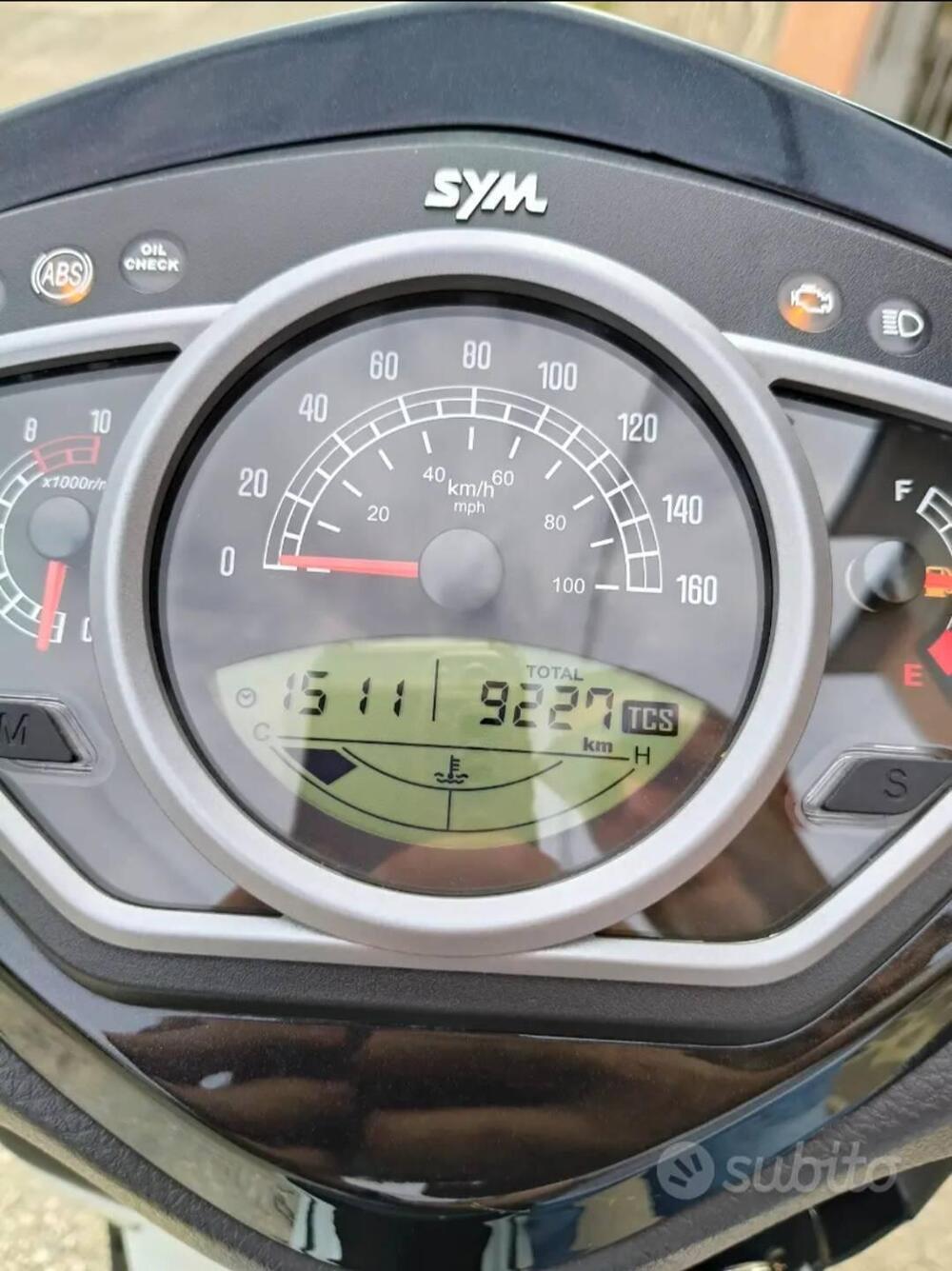 Sym HD 300 (2021 - 25) (6)