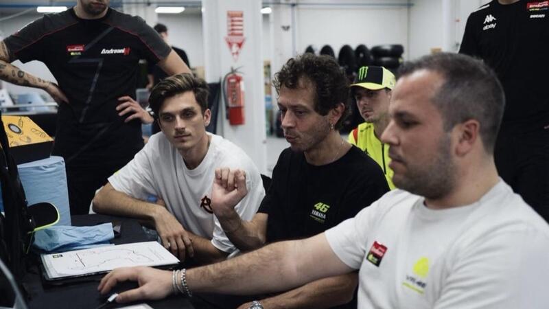 MotoGP 2026. Academy VR46 (e Valentino Rossi!) in pista in Indonesia, ma la pioggia rovina i piani [VIDEO]