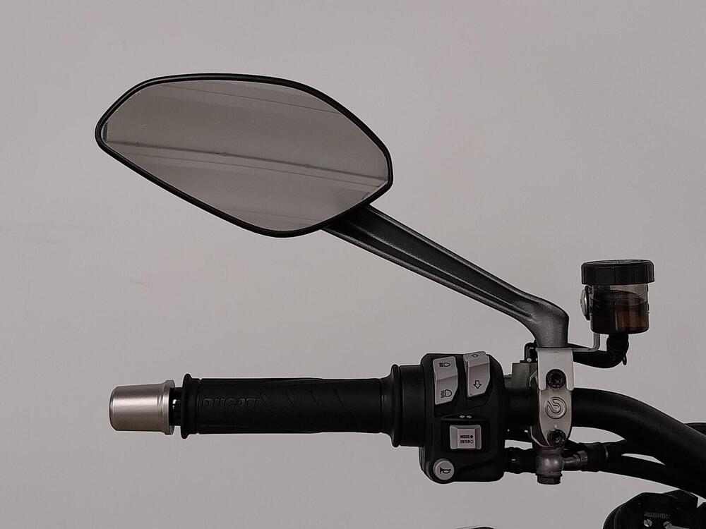 Ducati Streetfighter V2 (2022 - 24) (14)