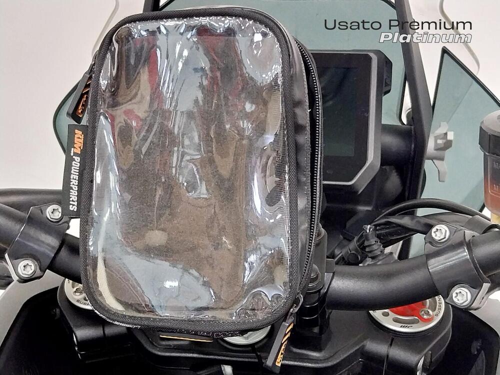 KTM 1290 Super Adventure S (2021) (19)