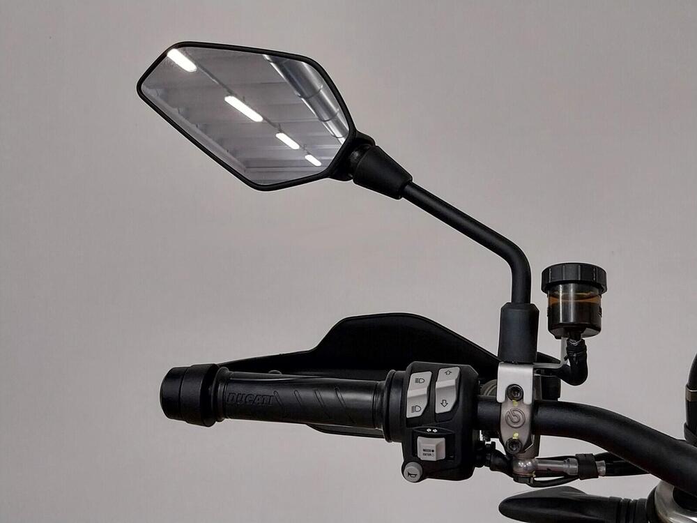 Ducati Hypermotard 698 Mono (2024 - 26) (16)