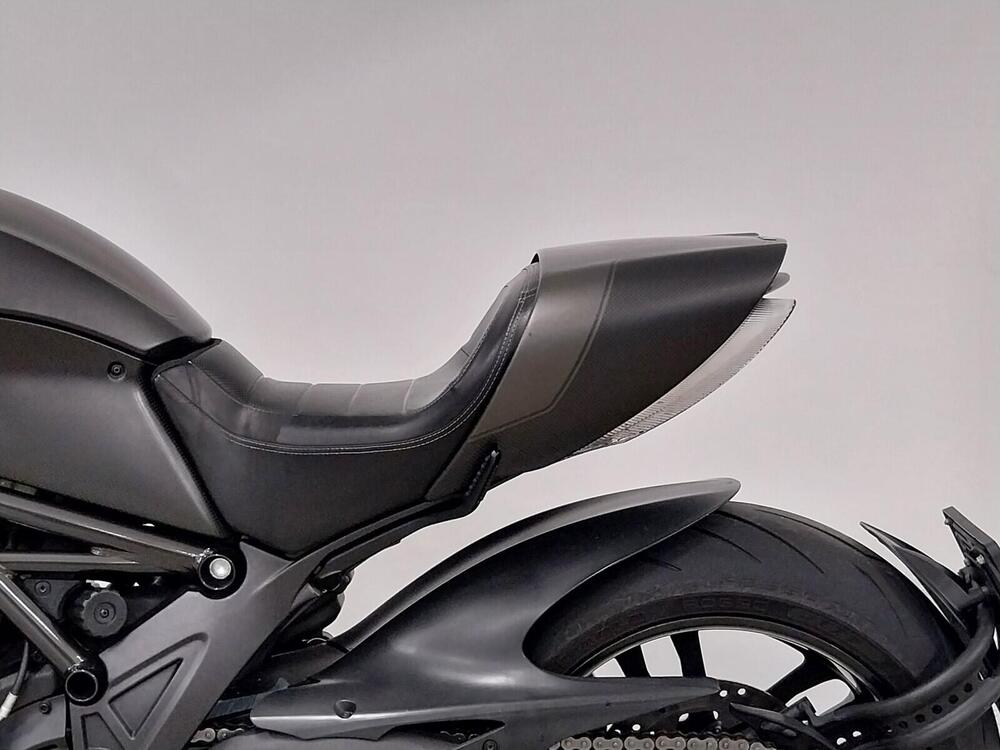 Ducati Diavel 1200 Carbon (2014 - 16) (12)