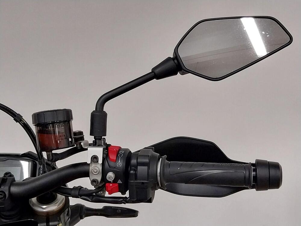 Ducati Hypermotard 698 Mono RVE (2024 - 26) (18)