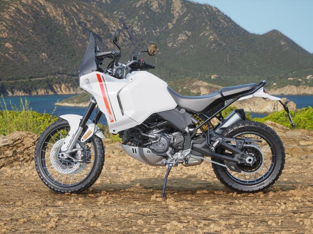 Ducati DesertX (2022 - 25) (2)