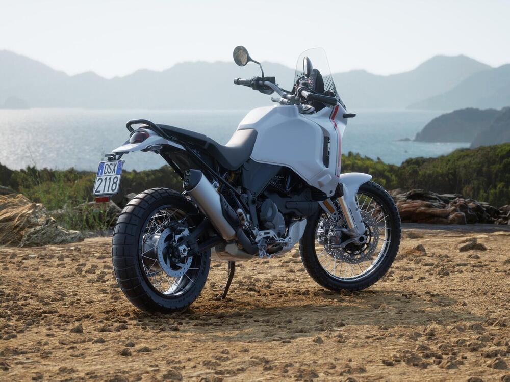 Ducati DesertX (2022 - 25) (3)