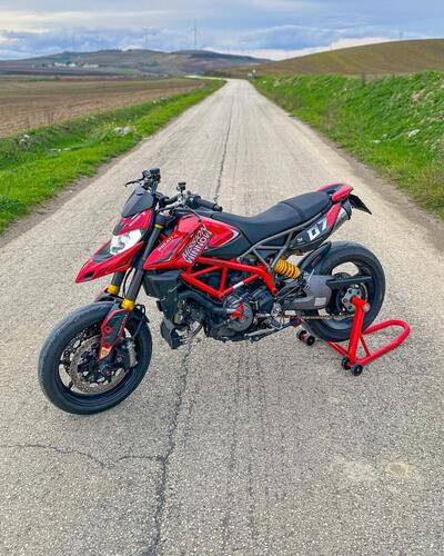 Ducati Hypermotard 950 (2022 - 25) usata