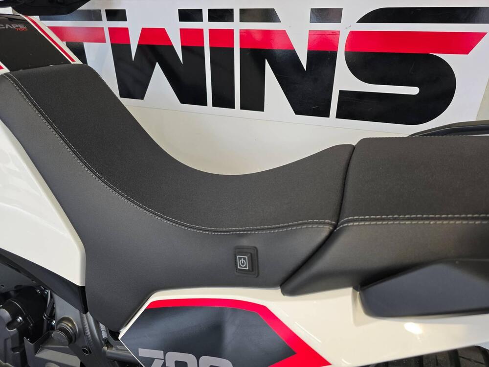 Moto Morini X-Cape 700 Gold Edition (2025 - 26) (11)