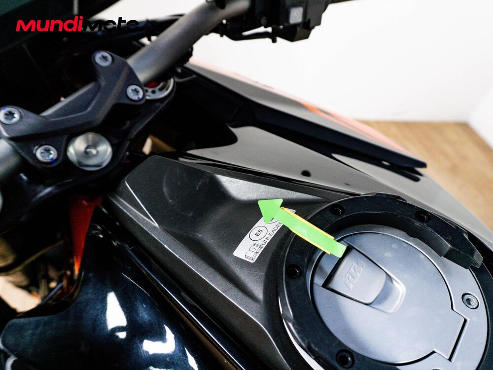 KTM 1290 Super Duke GT (2022 - 25) (13)