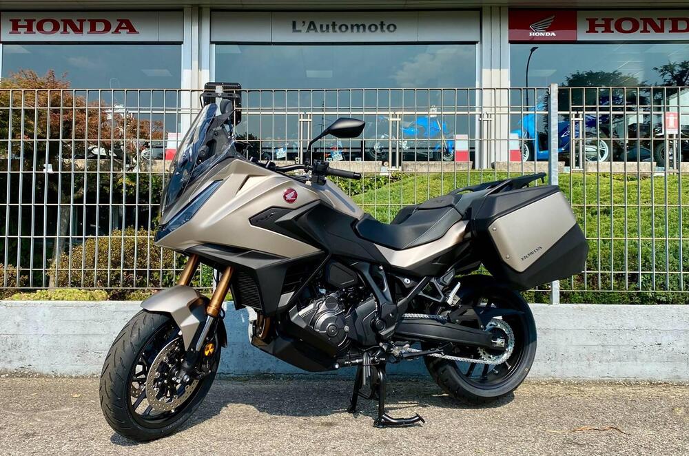 Honda NT 1100 DCT Electronic Suspension (2025 - 26)