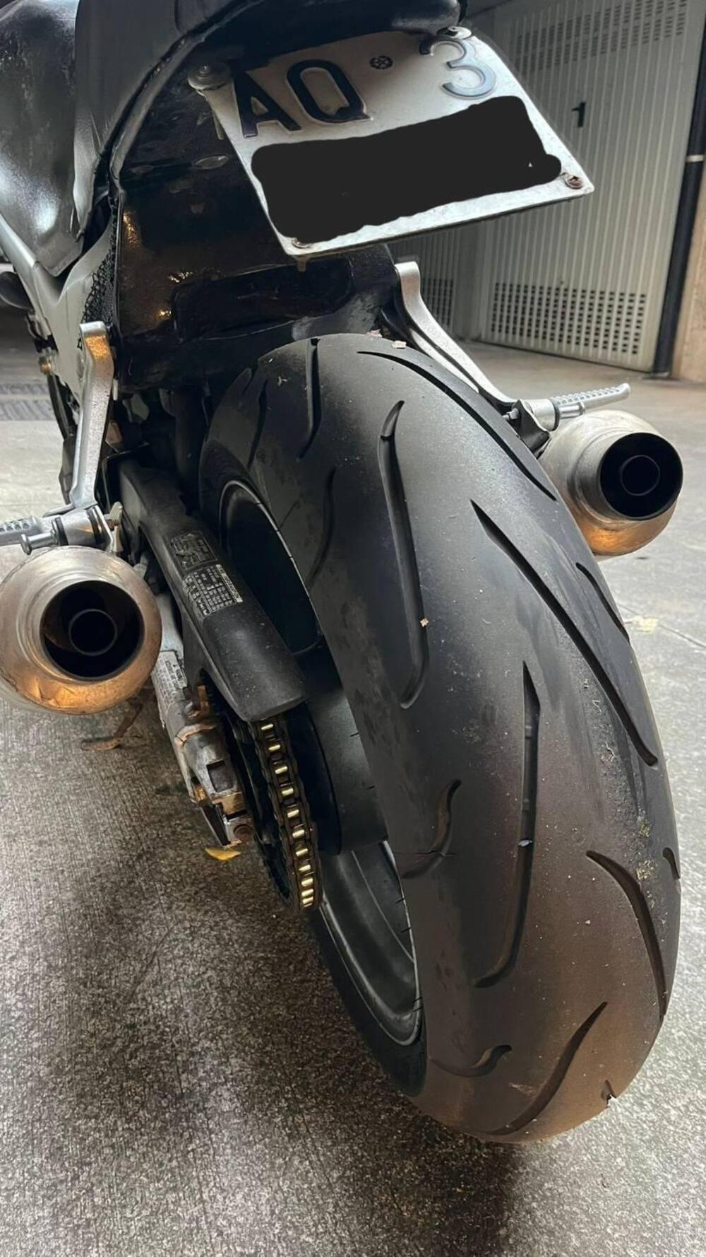 Honda VTR 1000 F Firestorm (1997 - 00) (5)