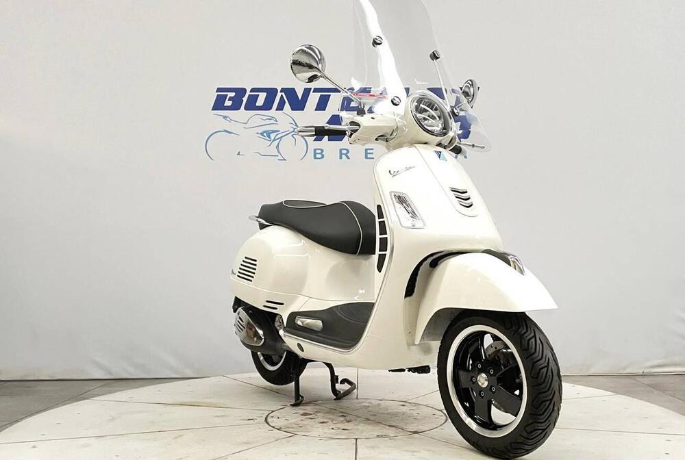 Vespa GTS 300 Super (2017 - 18) (14)