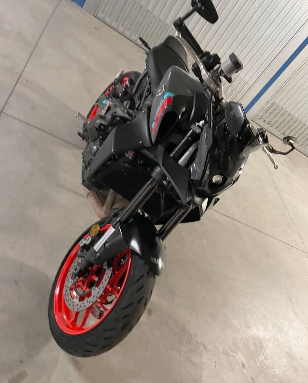 Yamaha MT-09 (2021 - 23) (4)