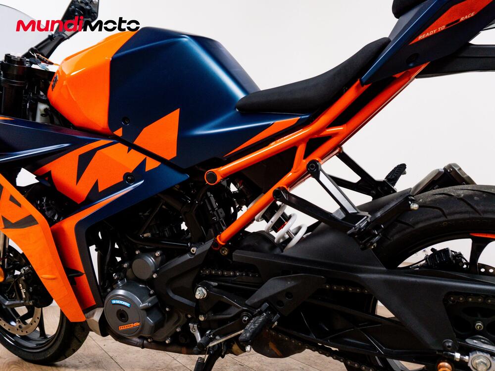 KTM RC 390 (2022 - 26) (10)