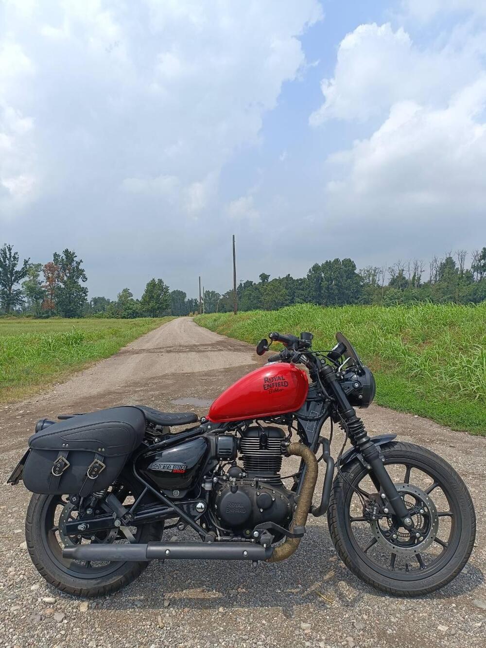 Royal Enfield Meteor 350 (2021 - 26) (3)