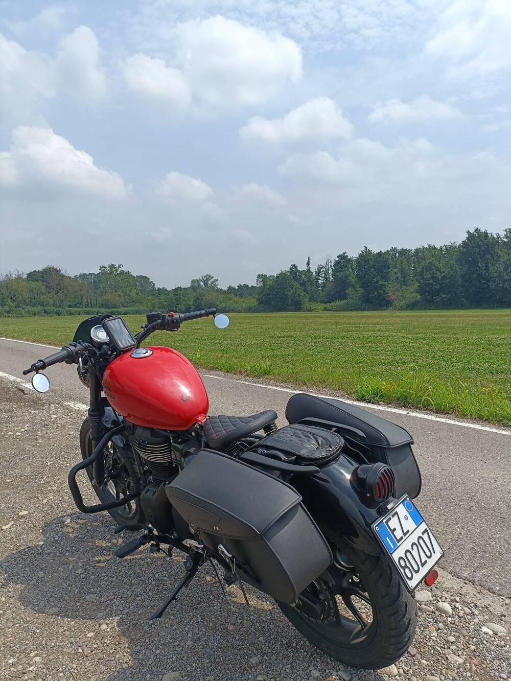 Royal Enfield Meteor 350 (2021 - 26) (5)