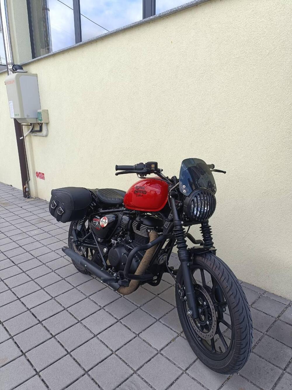 Royal Enfield Meteor 350 (2021 - 26) (6)