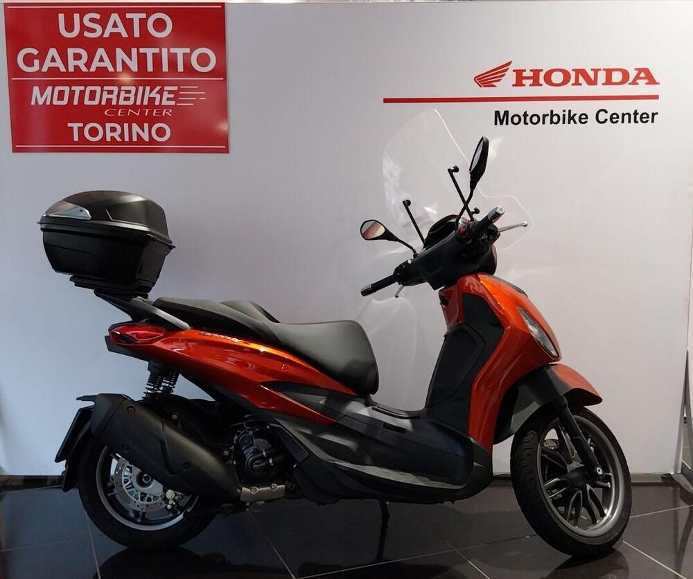 Piaggio Beverly 300 S ABS-ASR (2021 - 25) (2)