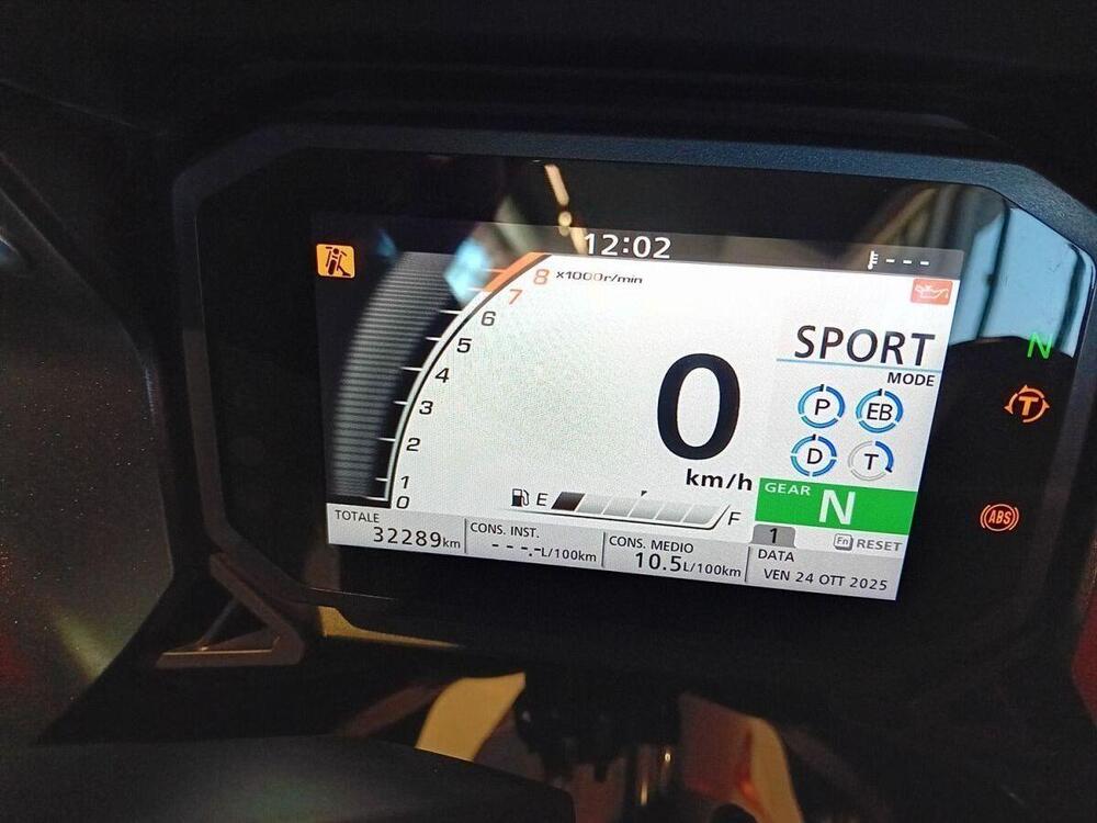 Honda Forza 750 DCT Urban (2021 - 24) (4)