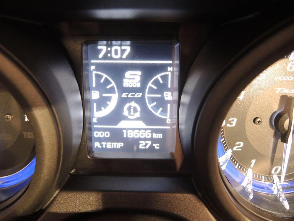 Yamaha T-Max 560 (2020 - 21) (5)