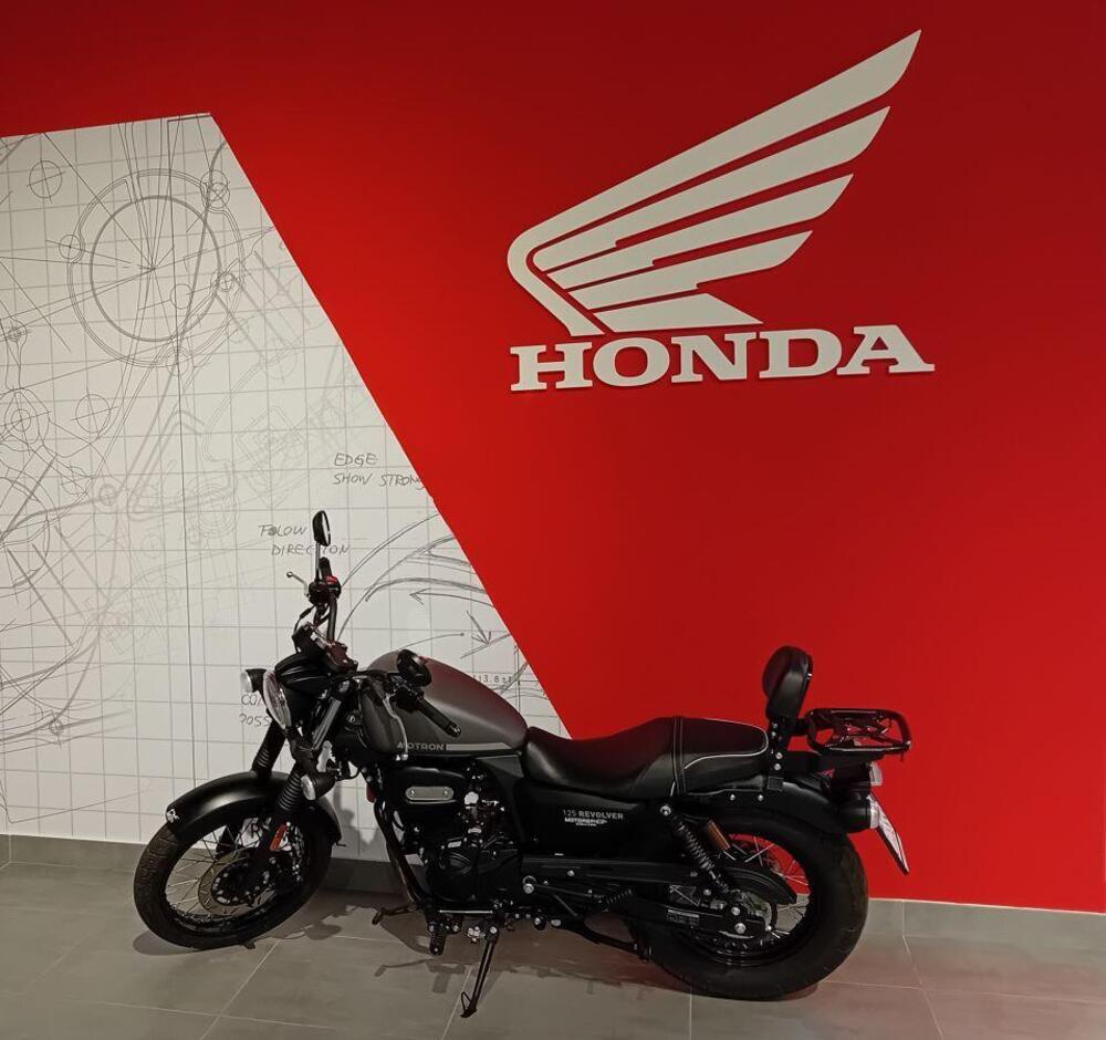 Motron Motorcycles Revolver 125 (2021 - 26) (3)