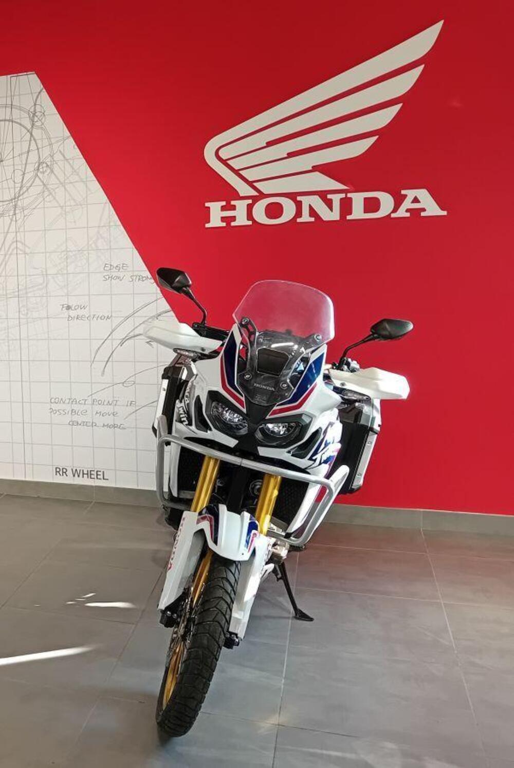 Honda Africa Twin CRF 1000L (2016 - 17) (3)