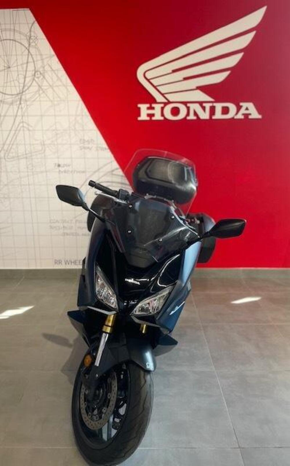 Honda Forza 750 DCT Urban (2021 - 24) (3)