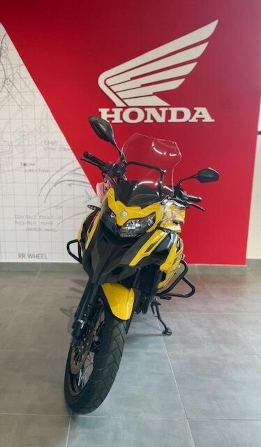 Benelli TRK 502X (2021 - 26) (3)