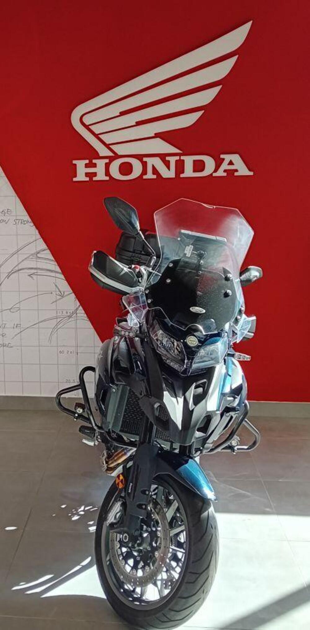 Benelli TRK 502 (2021 - 25) (3)