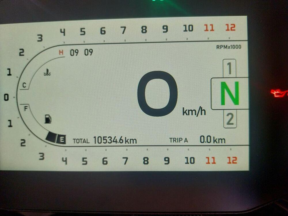 Benelli Leoncino 800 (2022 - 26) (3)