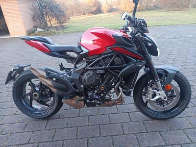 MV Agusta Brutale 800 Rosso (2021 - 23) usata