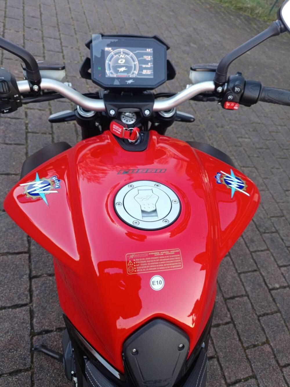 MV Agusta Brutale 800 Rosso (2021 - 23) (3)