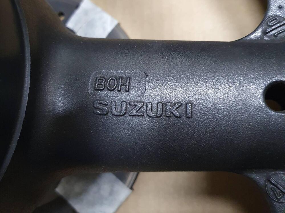 RICAMBI SUZUKI BANDIT 2000 (7)