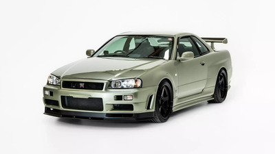 Nissan Skyline GT-R M-Spec N&uuml;r: una rarissima R34 venduta all&rsquo;asta per 410.000 euro