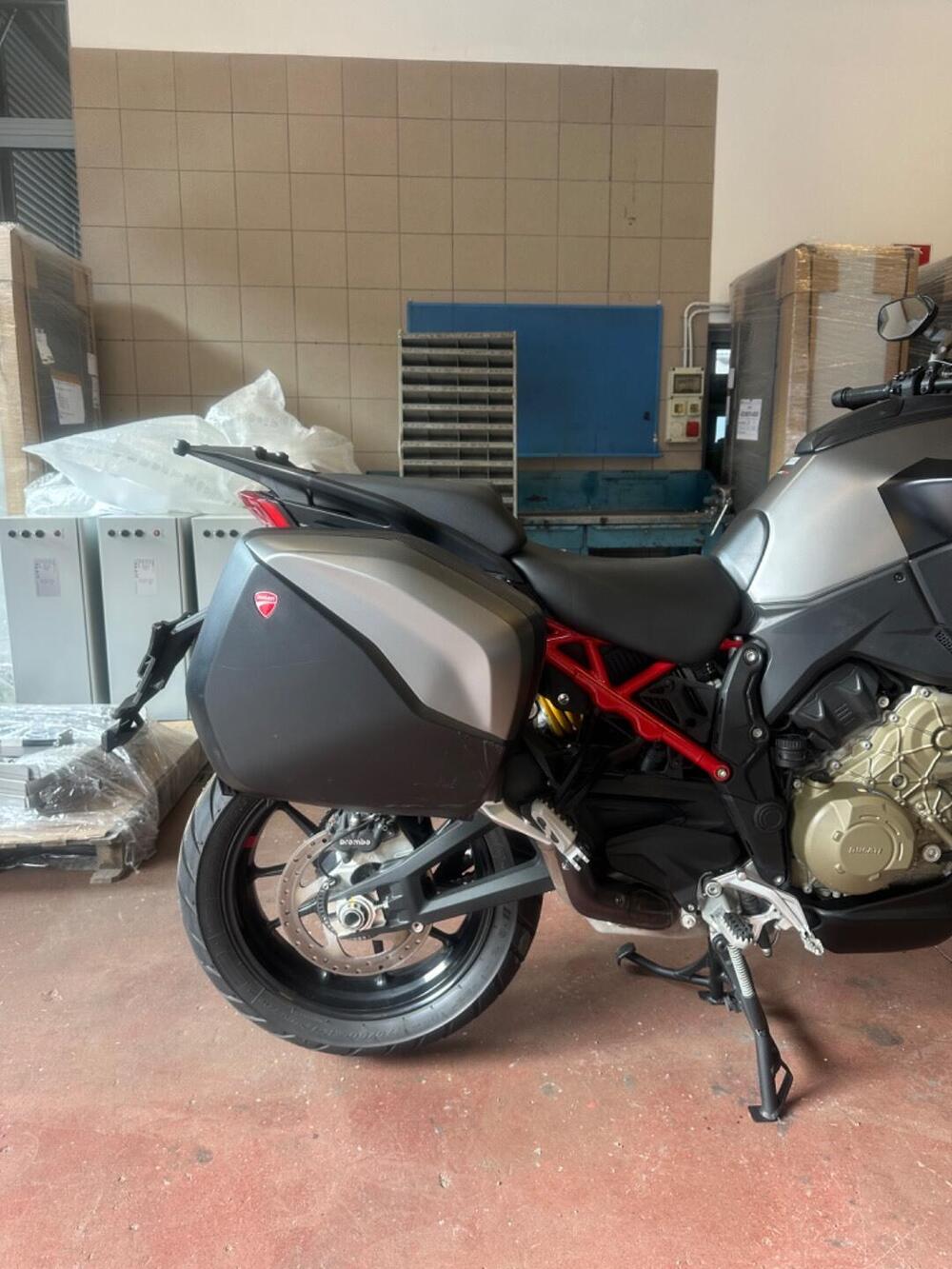 Ducati Multistrada V4 S Grand Tour (2024) (4)