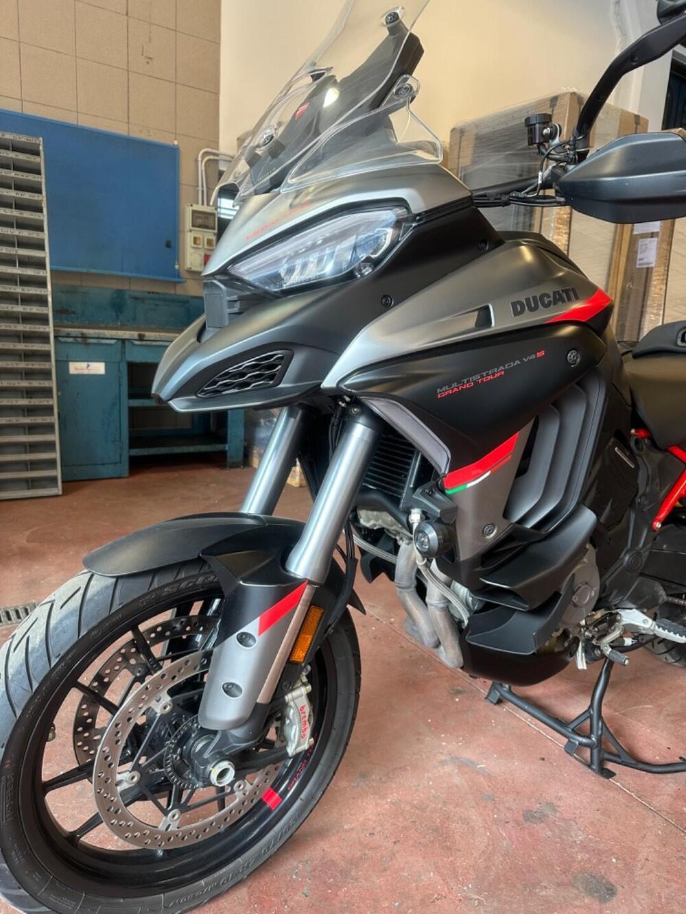 Ducati Multistrada V4 S Grand Tour (2024) (12)