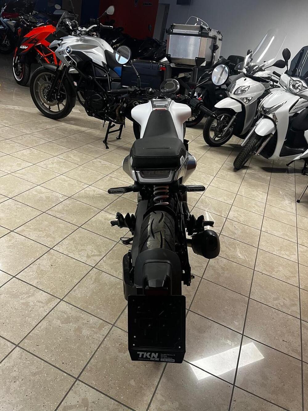 Husqvarna Vitpilen 401 (2024 - 26) (3)