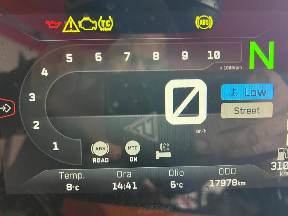 KTM 1290 Super Adventure R (2021) (7)