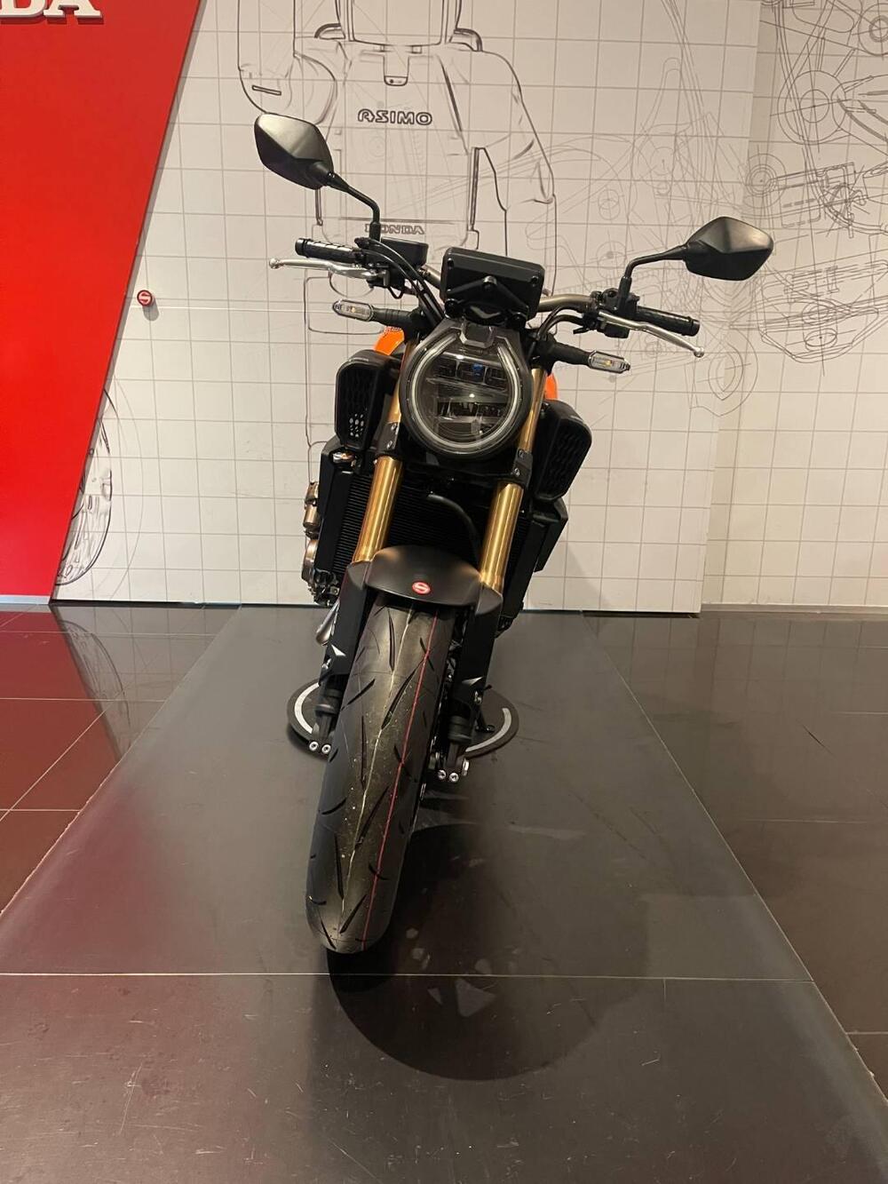 Honda CB 650 R E-Clutch (2024 - 26) (3)