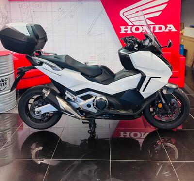 Honda Forza 750 DCT Urban (2021 - 24) usata