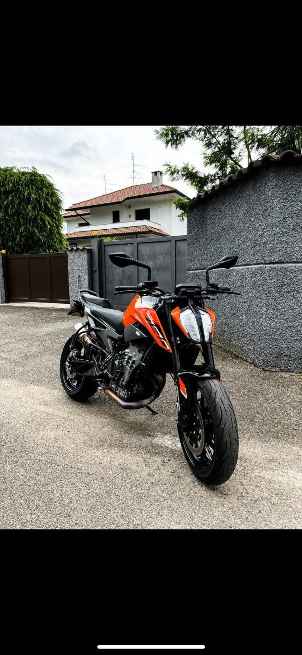 KTM 790 Duke L (2023 - 24)