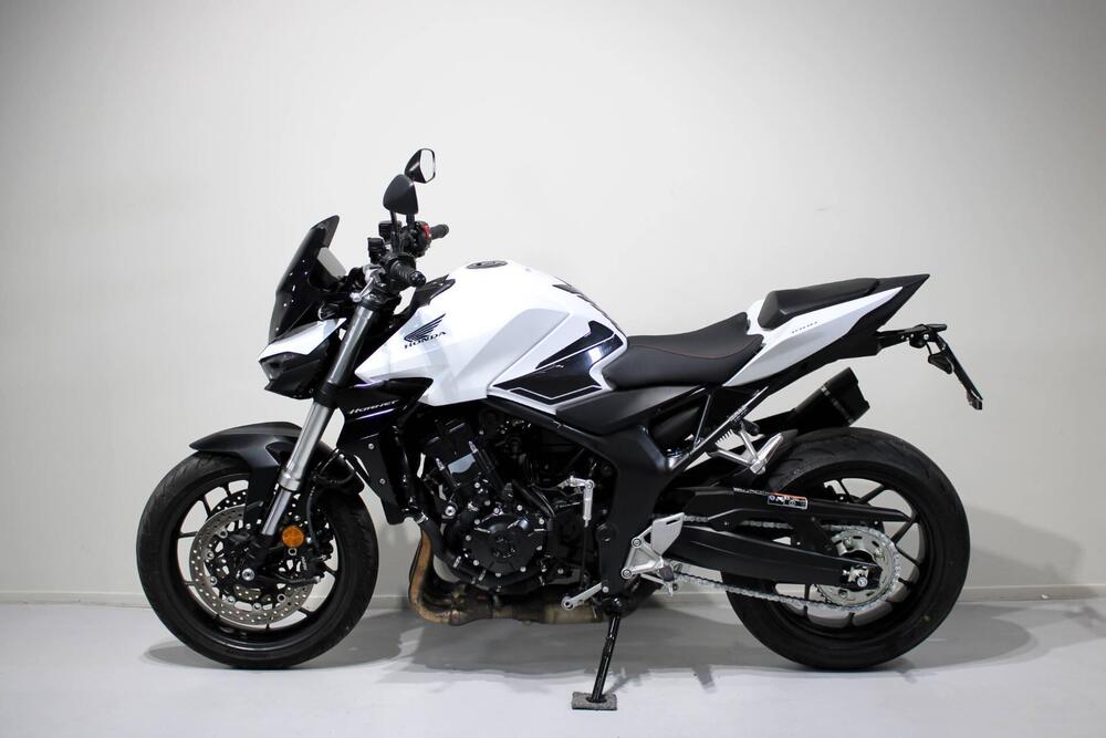 Honda CB 1000 Hornet (2025 - 26) (4)