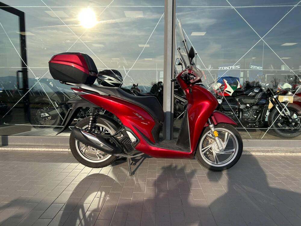 Honda SH 150i (2020 - 23) (2)