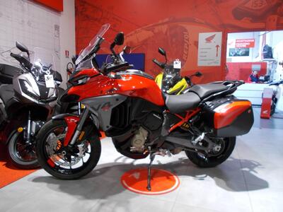 Ducati Multistrada V4 S (2025 - 26) usata