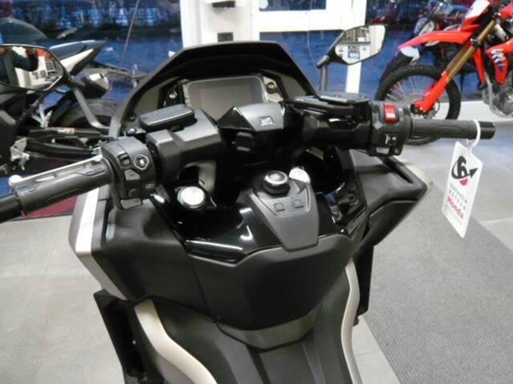 Honda Forza 750 (2025 - 26) (6)