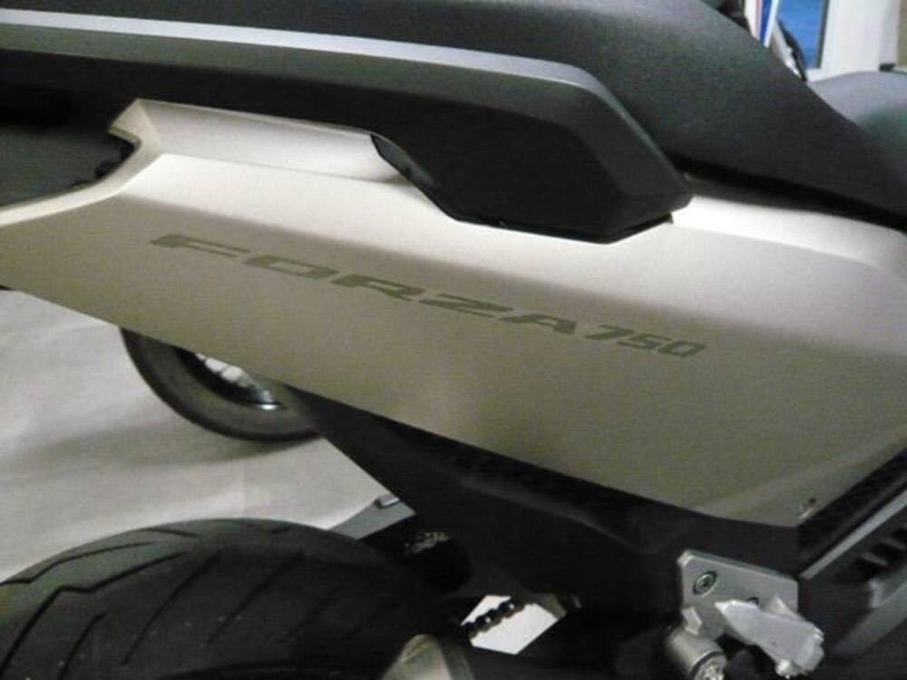 Honda Forza 750 (2025 - 26) (7)